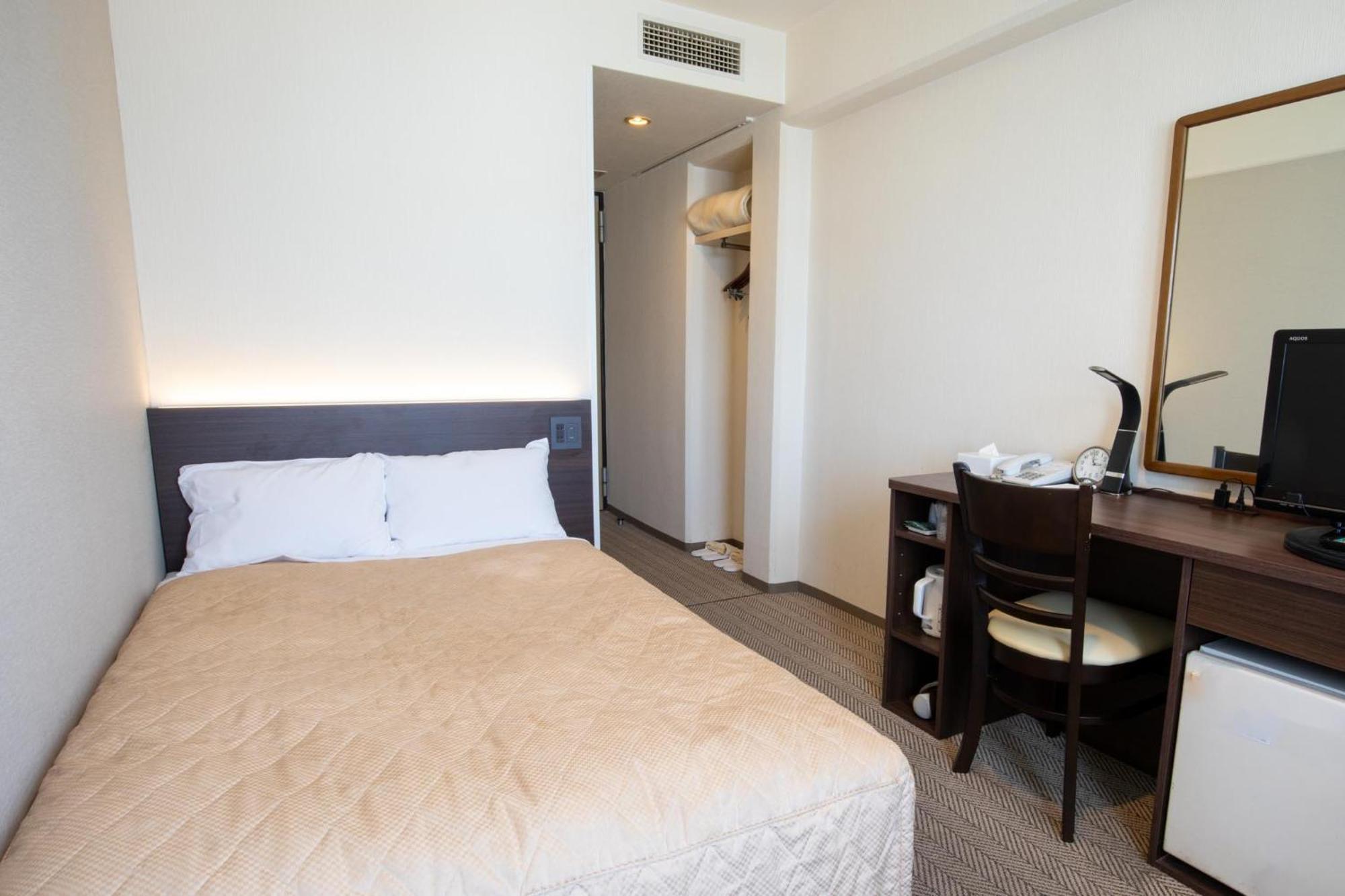 Hotel Aisul Matsuyama Мацуяма Номер фото